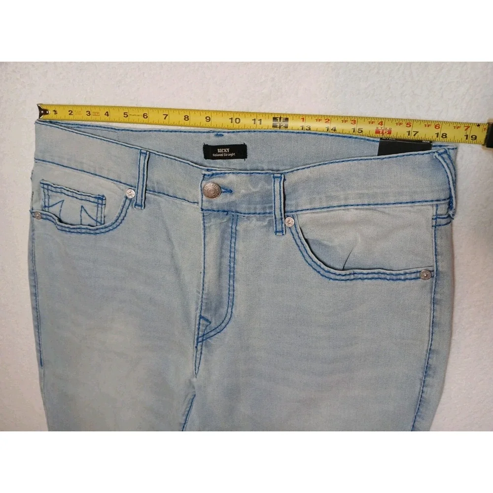 NWT True Religion Ricky Big T Straight Jeans 36x34 Light Endless Wash Blue